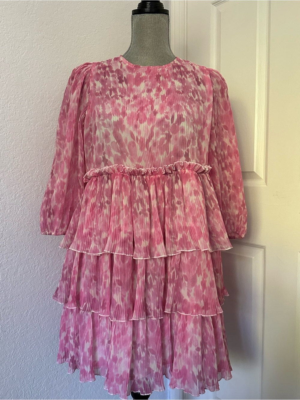 Ganni sz 34 Small speckled pink ruffled tier mini dress 3/4 sleeve